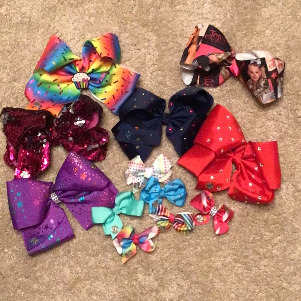 Jojo Siwa hair bows